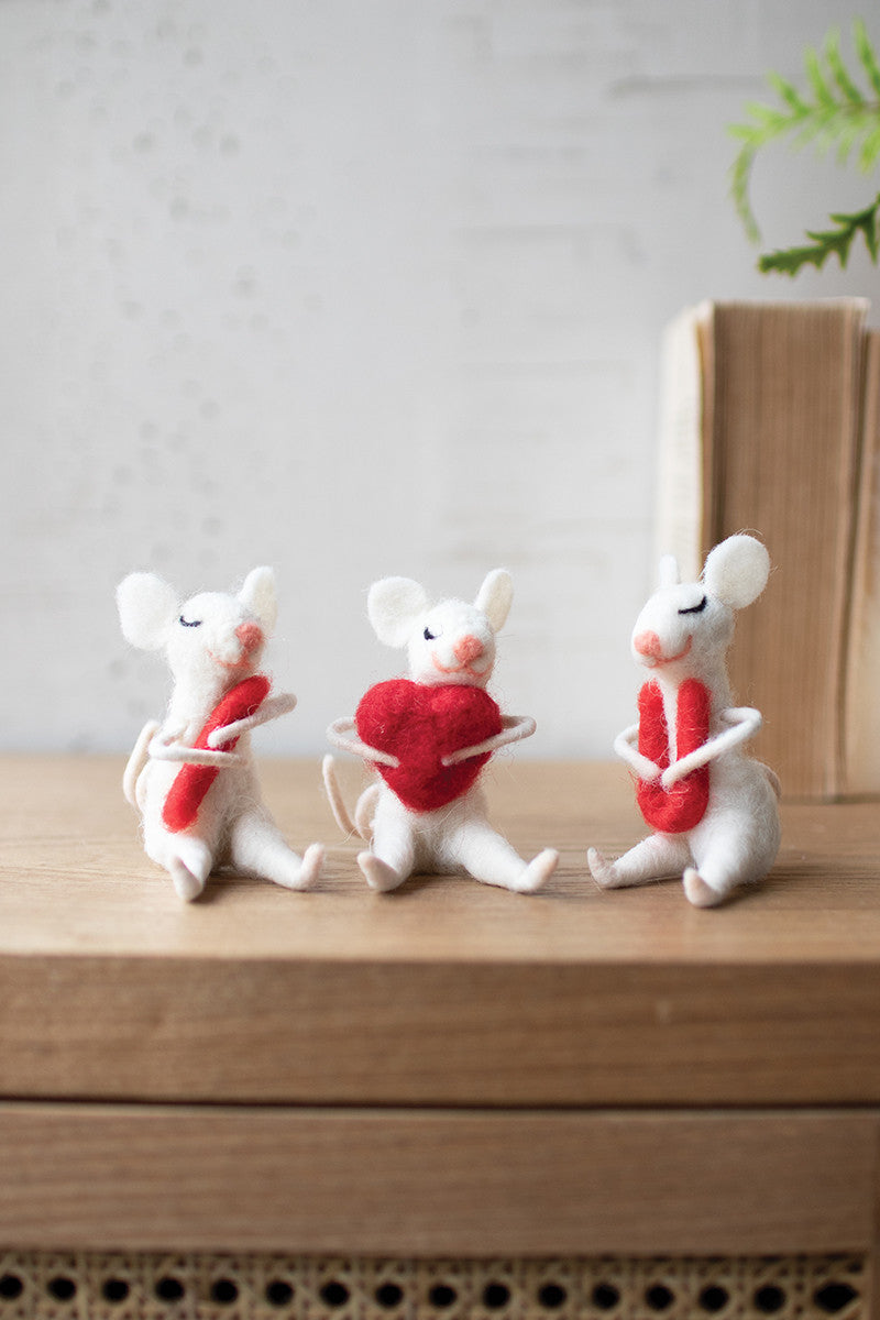 Set of 3 Felt Mice- I love you